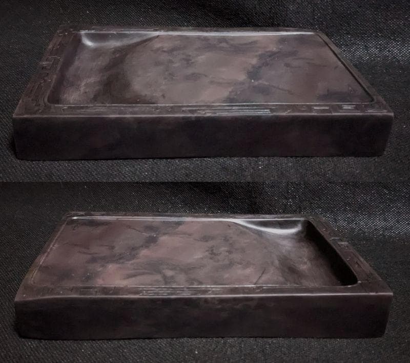 【端渓硯　饕餮文】◆玳瑁斑・蟻脚青花・火捺が美しい朝天巌◆唐木共箱◆七吋長方硯