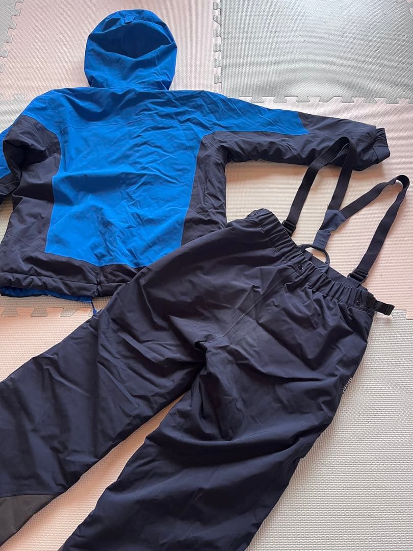 mont-bell キッズスノーウェア　上下セット130〜140