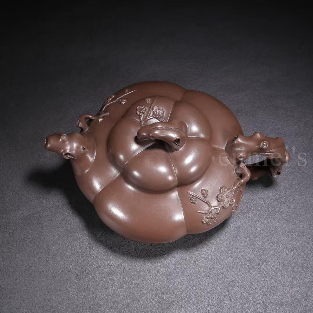 中国古美術・原鉱紫泥合梅紫砂壺・底款：馮桂林・紫砂壺・急須・茶壺・茶道具・置物