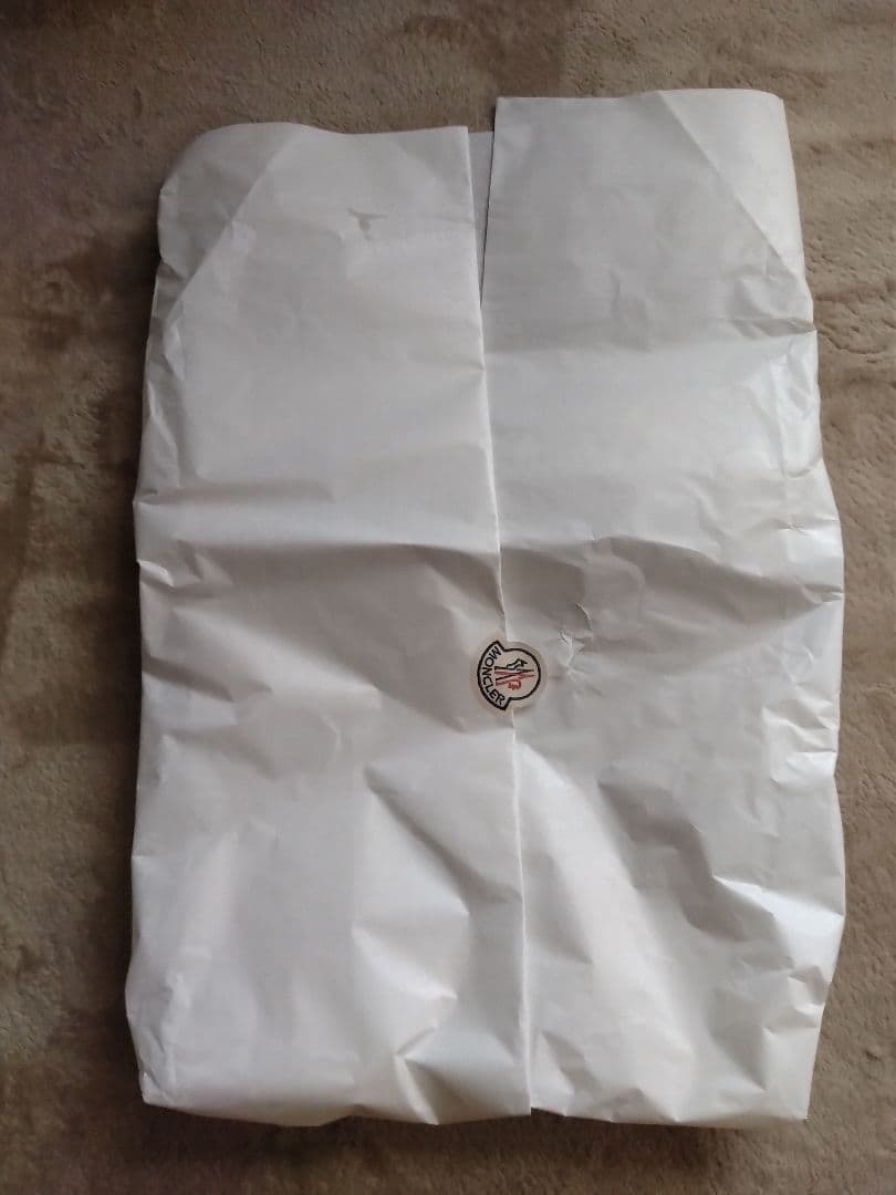 wiIIiさま専用モンクレール　ガーメントケース&ハンガー&ショップ袋＆薄紙