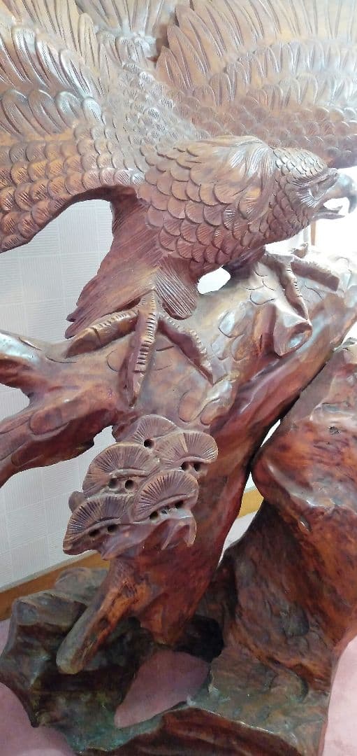 【引き取り希望】 木彫り 鷹の置物 レトロ アンティーク 飾り物 大型