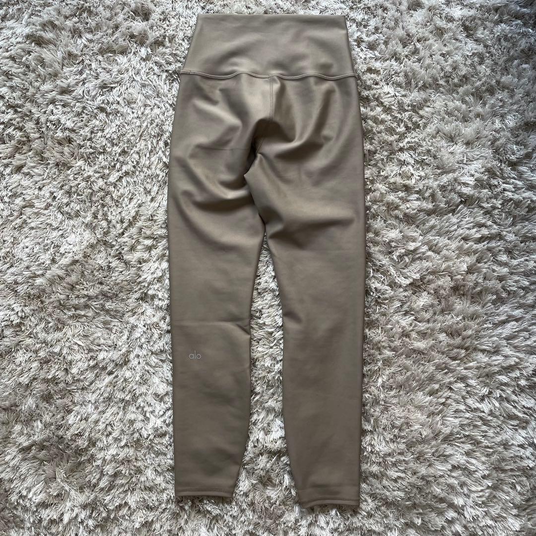 新品 Alo Yoga Airlift 7/8 ハイウエストレギンス S