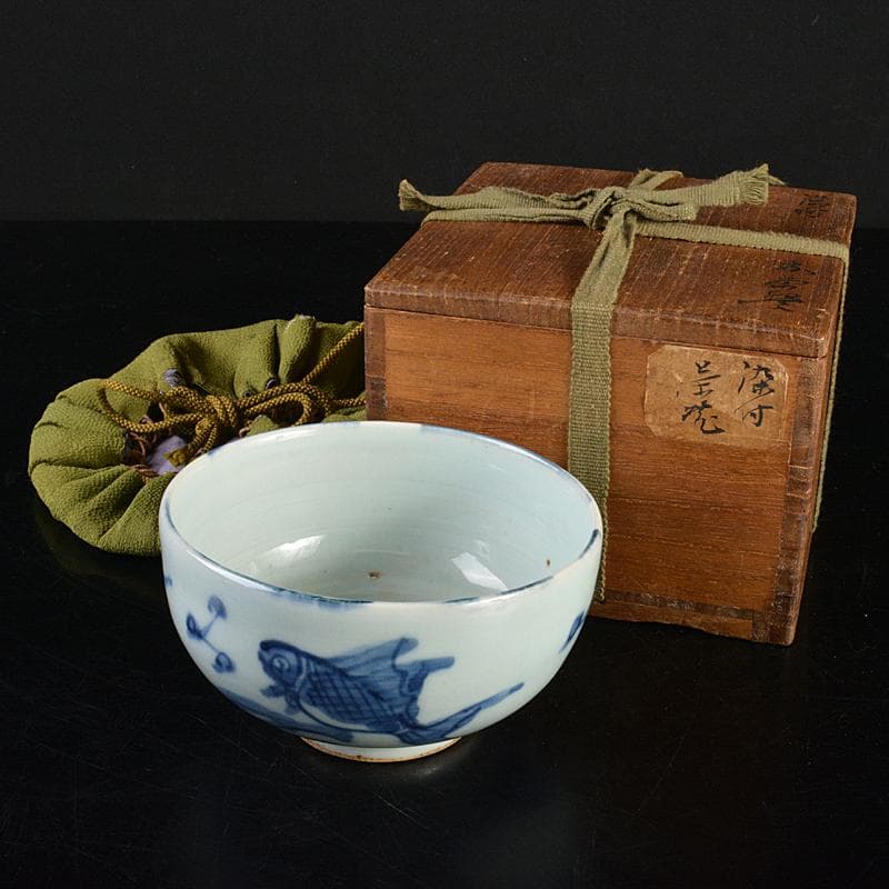 茶道具　古染付　魚波文 　煎茶碗　仕覆付　 表千家碌々斎極め箱　M　R7060