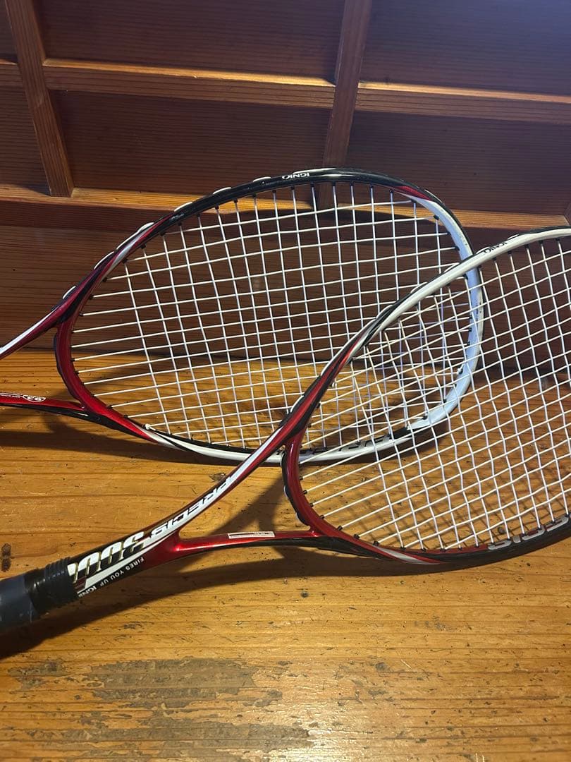 軟式テニスラケット　4点セットまとめ売り　カバー付き
