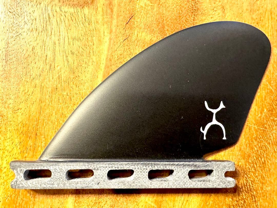 新品未使用futures Rob Machadoクアッドフィン フィンケース付