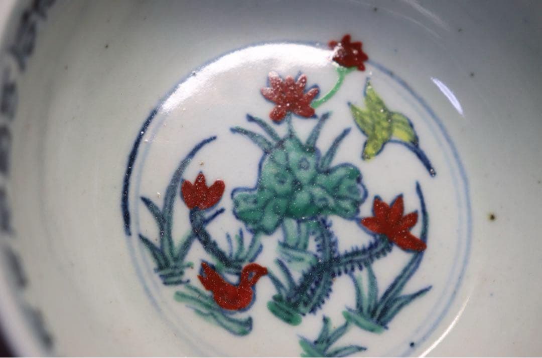 中国　清時代　斗彩　蓮鳥紋　大清光緒年製銘