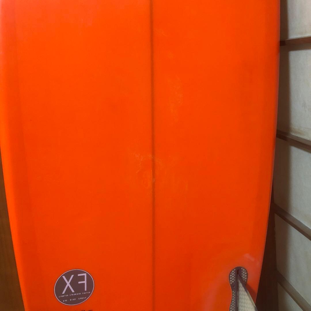 Insane サーフボードアシンメトリー