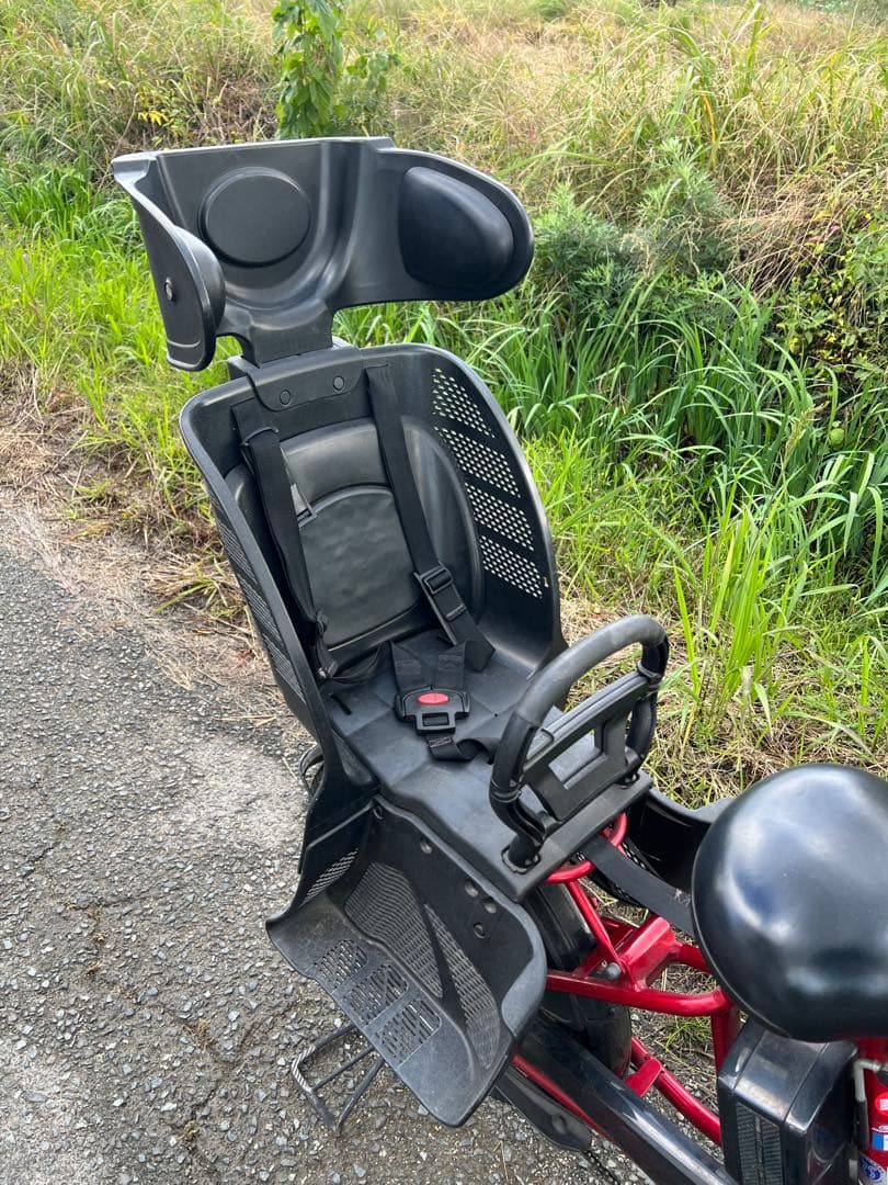名古屋発三人乗り電動アシスト自転車 チャイルドシート付き