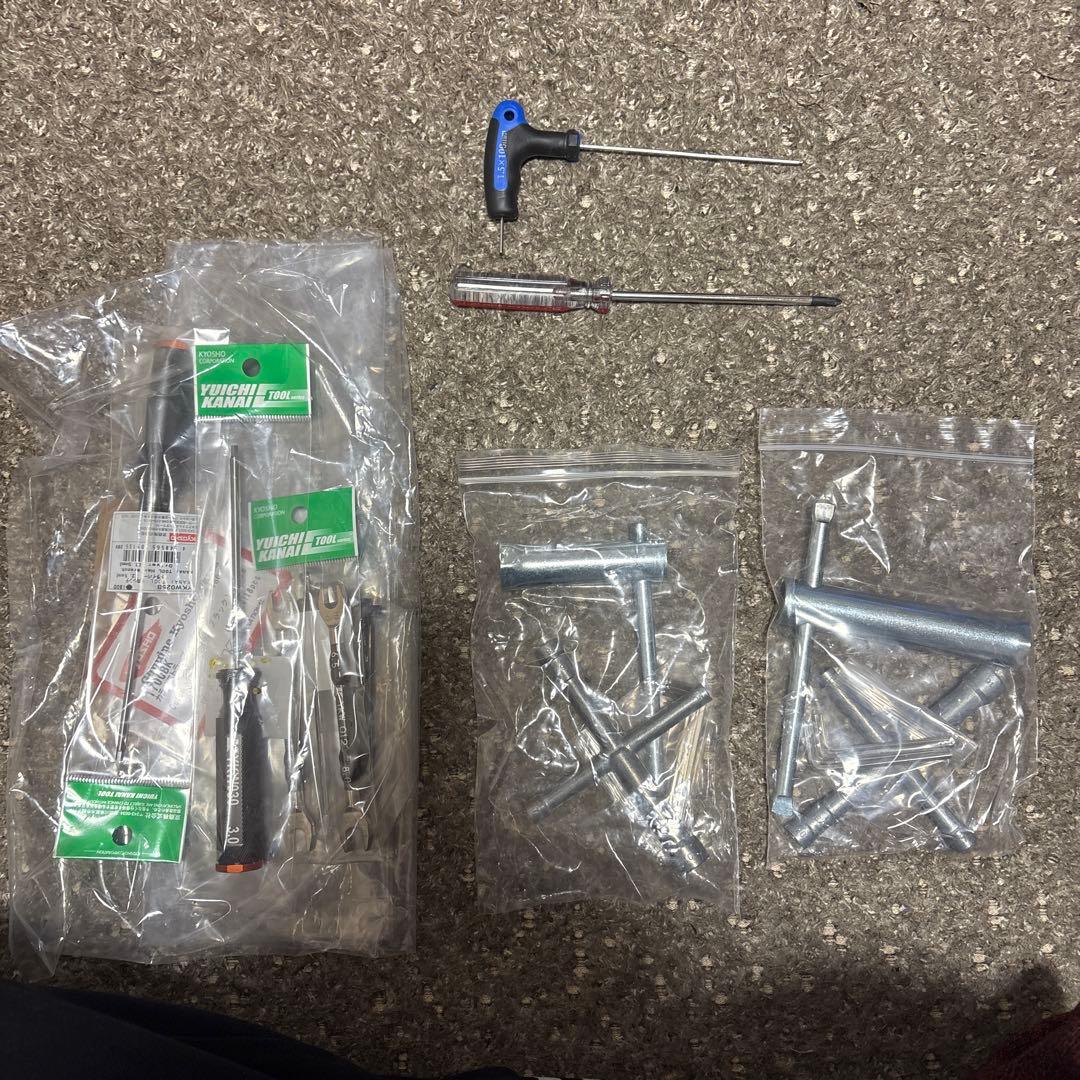 美品✨京商☆kYOSHO、PITBOXツール付き
