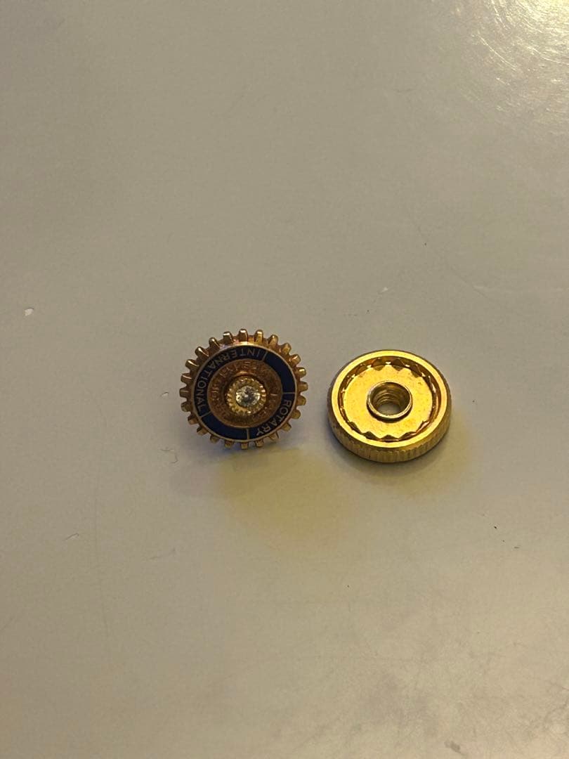 K18刻印あり バッジ ROTARY