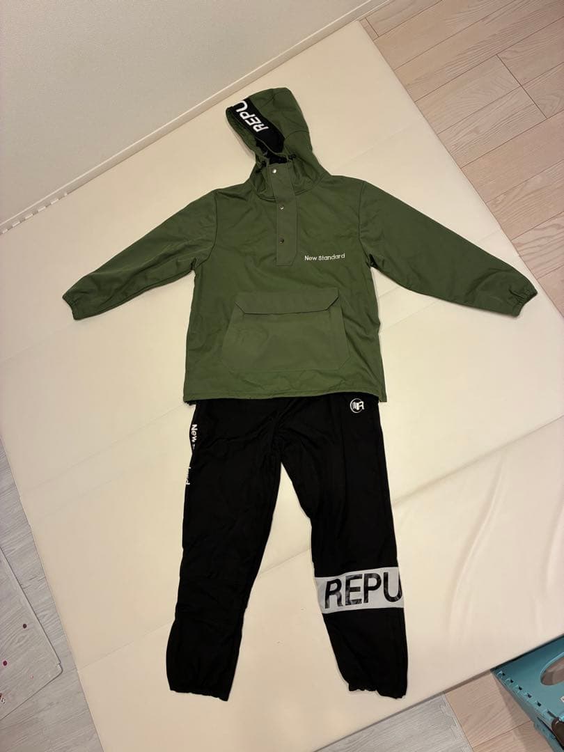 REPUBLIC スノーウェア上下 XL 送料込み