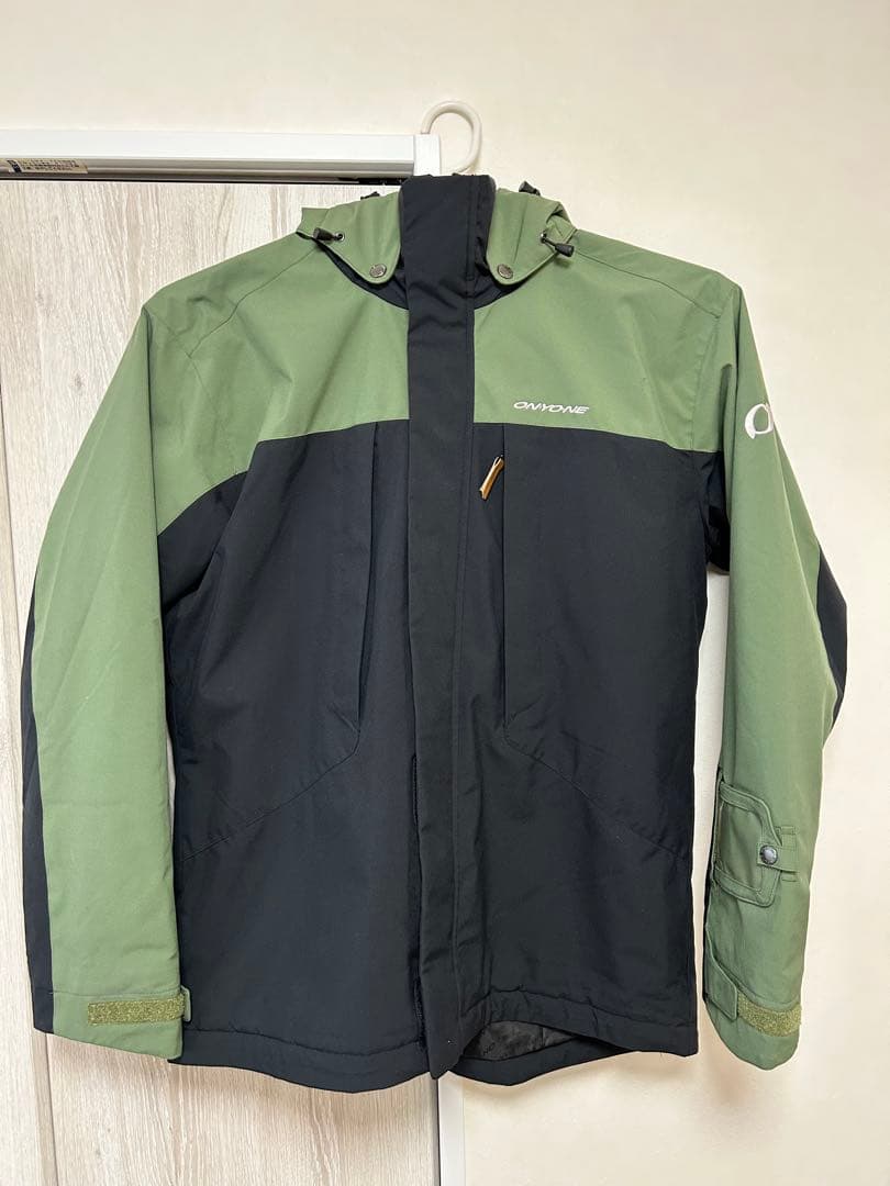 ONYONE オンヨネ スキーウェア 上下セット O(LL )オリーブ