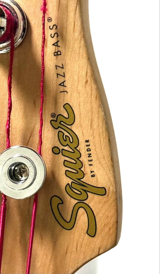 ベース Squier Affinity JAZZ BASS