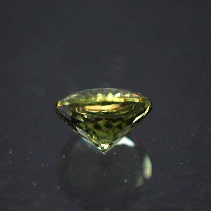 【ナミビア産】デマントイドガーネット