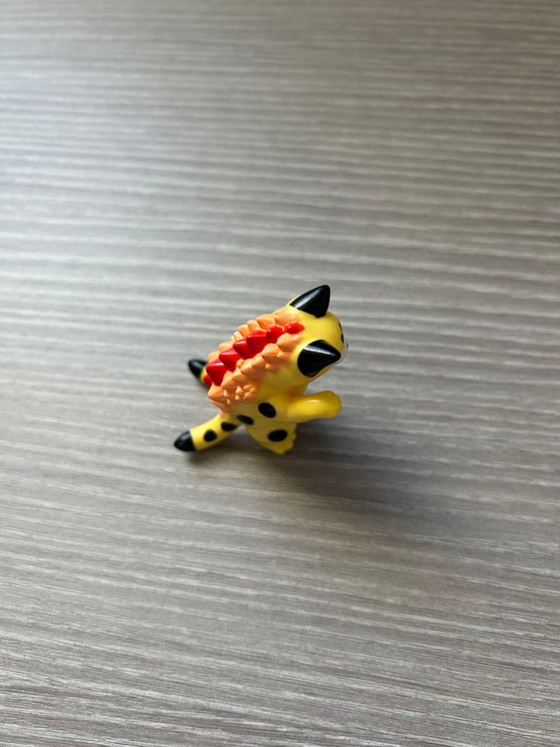 小夏屋　ネゴラ　フィギュア