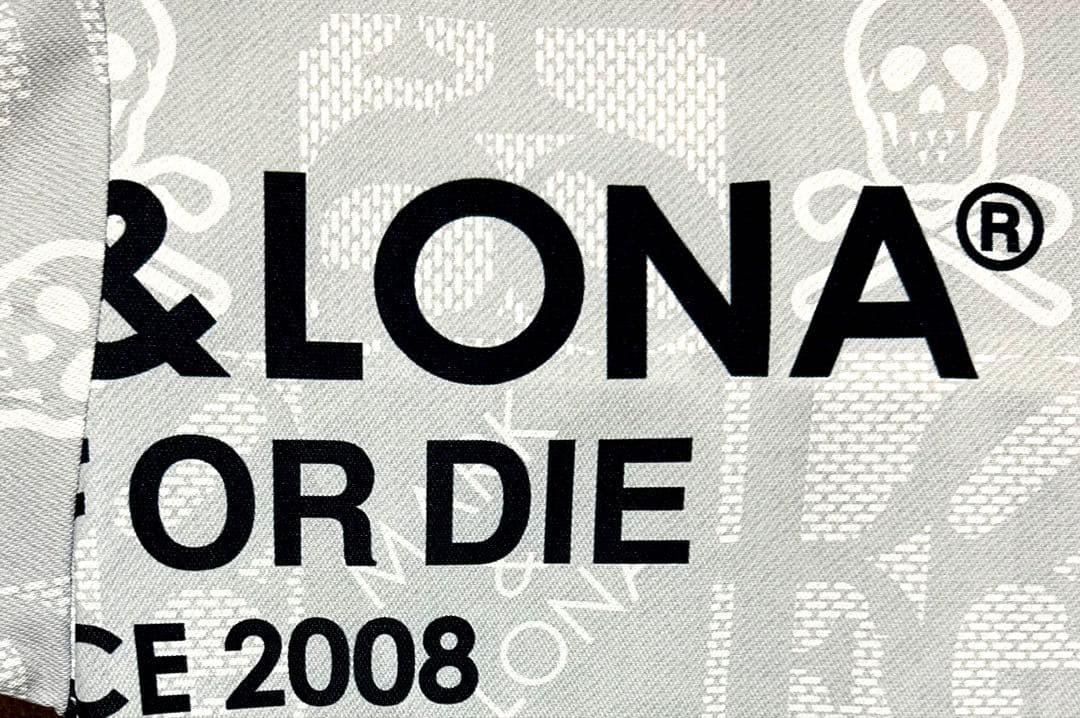 極美品！ 国内正規品！MARK&LONA ゴルフシャツ L〜XL スカル　総柄