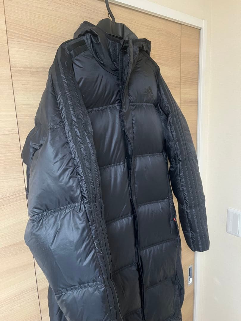 アディダス ベンチコート Mブラック ダウン ロング丈 フーディー
