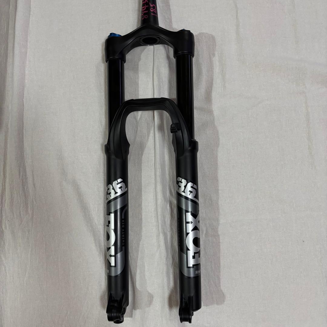 FOX 36 RHYTHM フロントフォーク