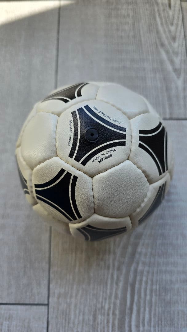 adidas タンゴ  Plate ミニサインボール付！