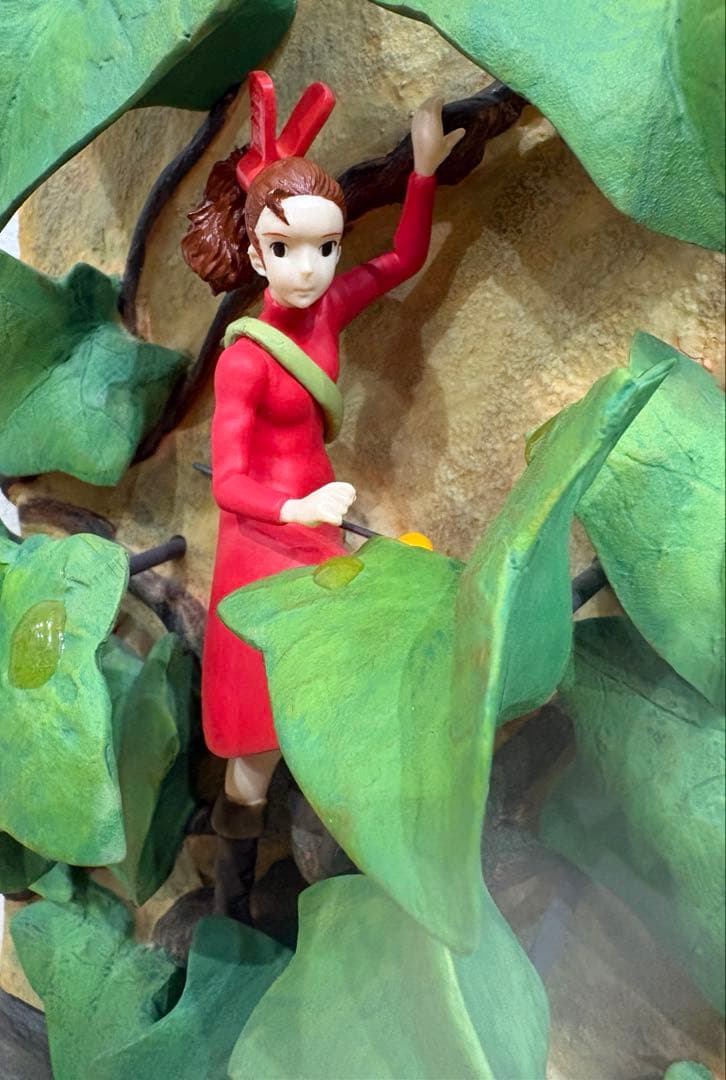 借り暮らしのアリエッティ　劇場　展示　フィギュア　非売品