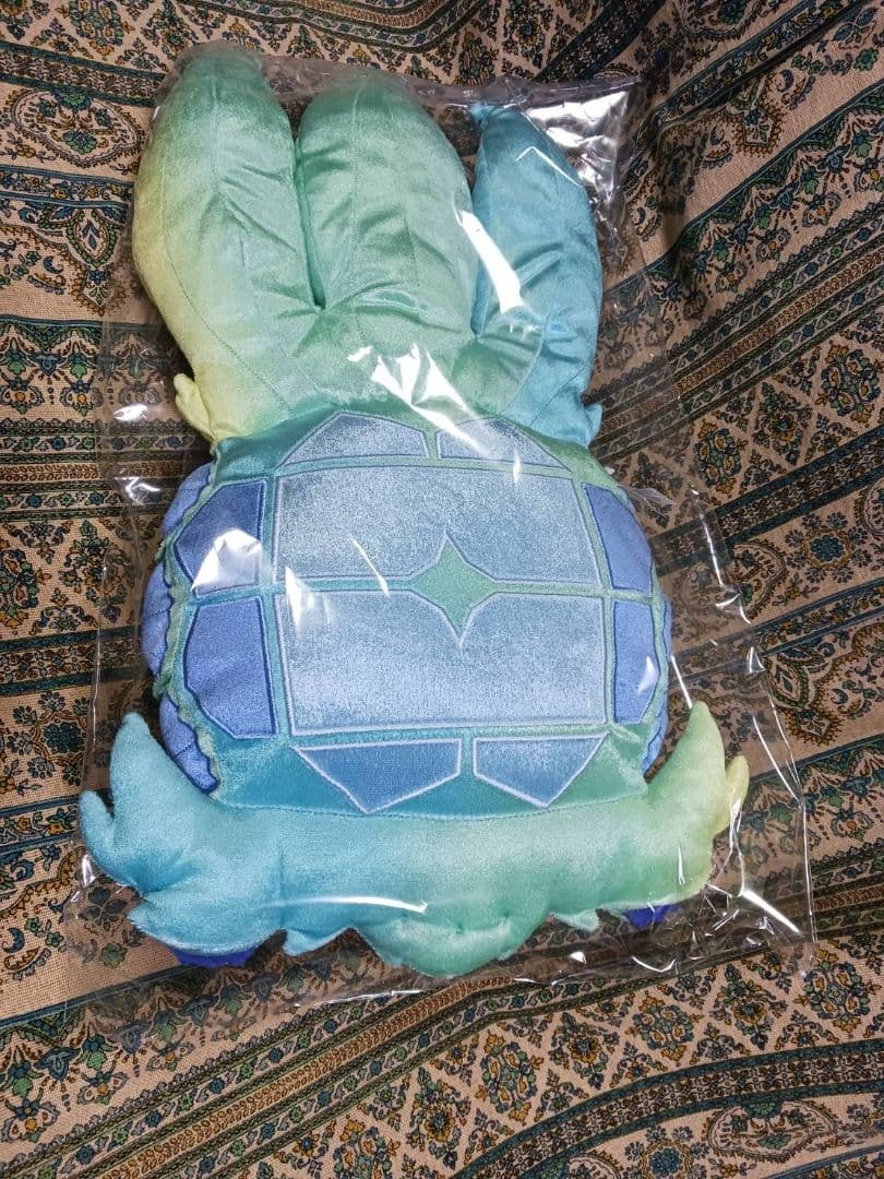 ポケモンセンター　テラパゴス　ぬいぐるみ