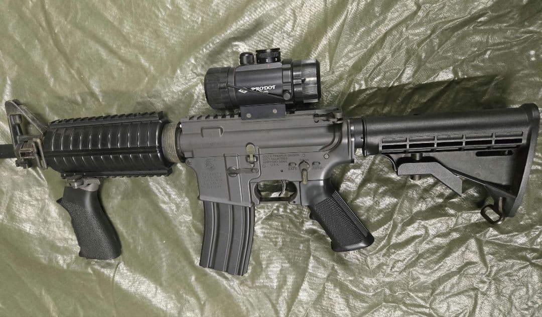 マルイM4A1スタンダード電動ガン