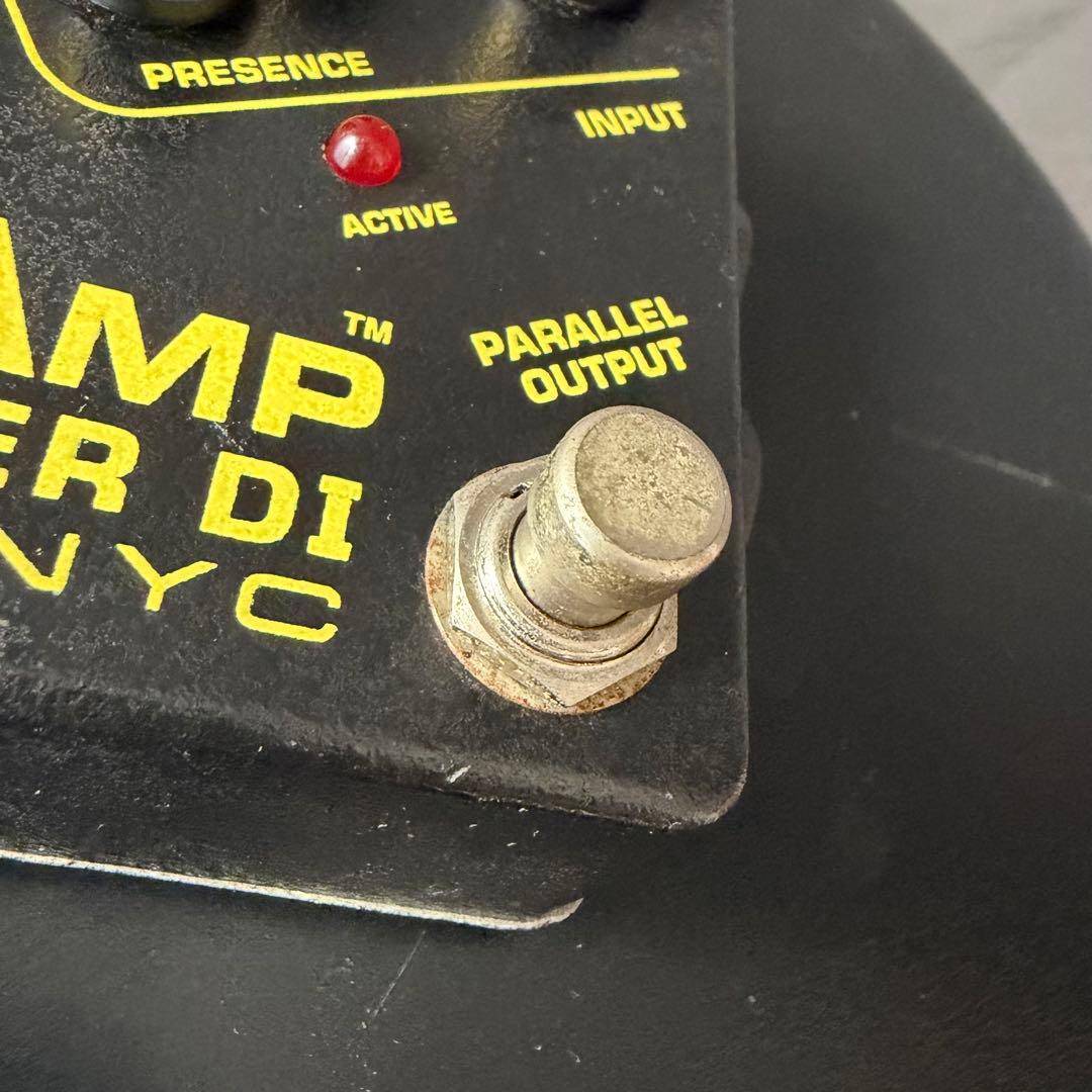 箱付き Tech 21 SansAmp Bass D DI 前期