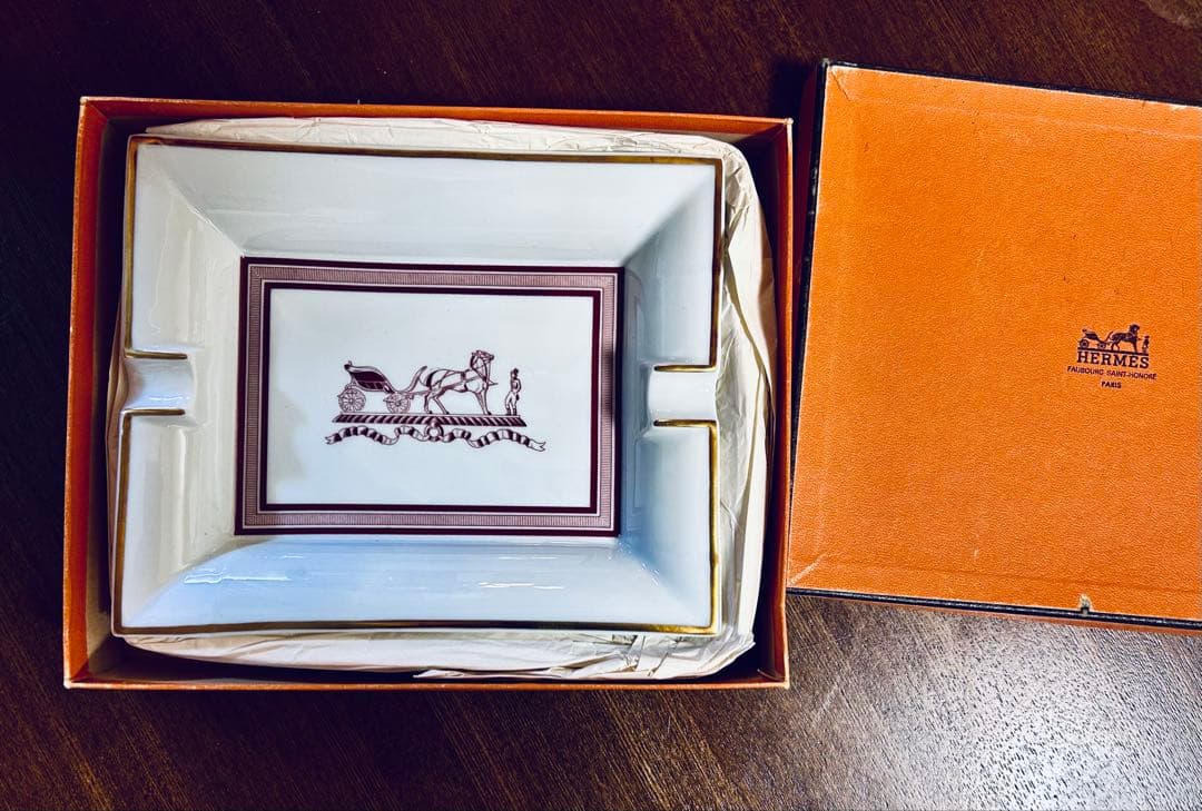 HERMÈS エルメス「Horloger」アッシュトレイ — 限定341番