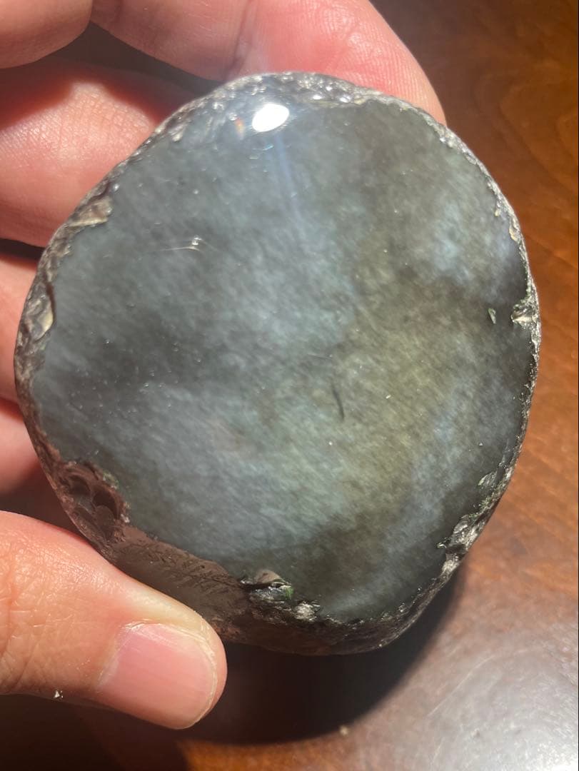 研磨品　十勝石玲瓏　水色ベースレインボーオブシディアン