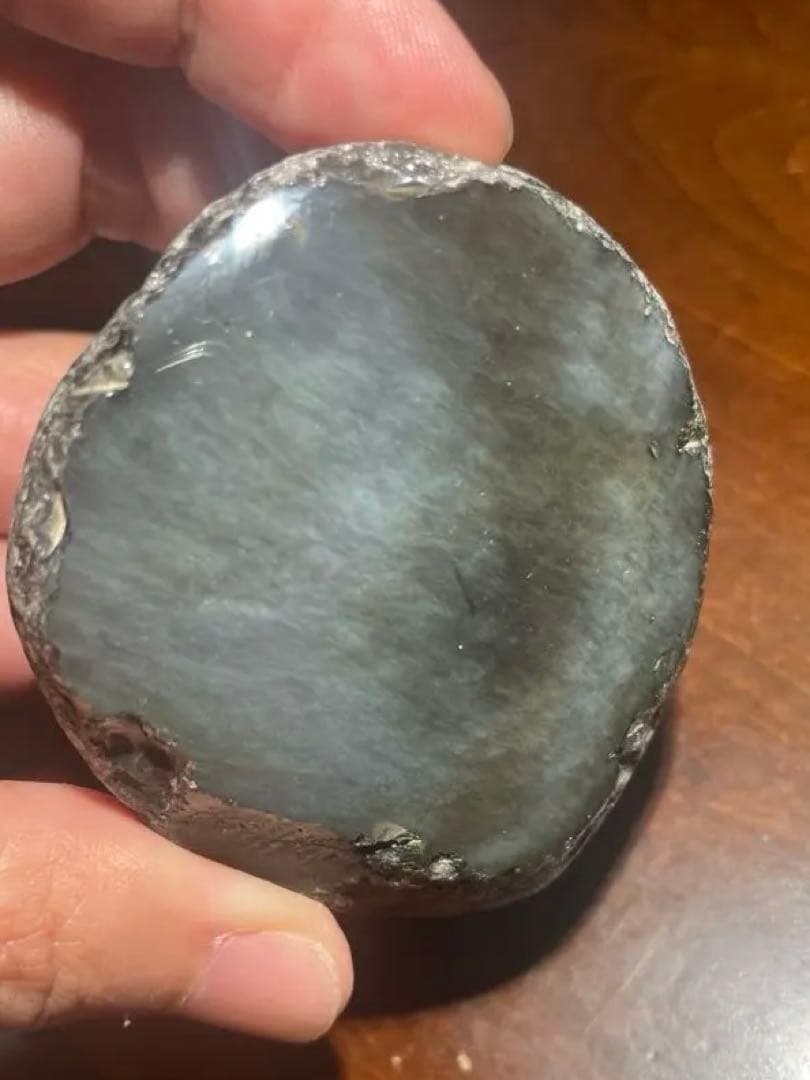 研磨品　十勝石玲瓏　水色ベースレインボーオブシディアン