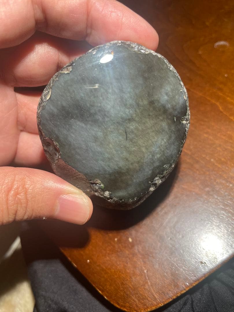 研磨品　十勝石玲瓏　水色ベースレインボーオブシディアン