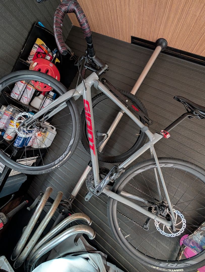 送料込み GIANT CONTEND AR3 DISC グラベルロード 2020