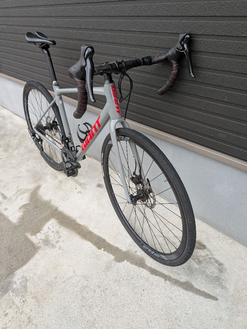 送料込み GIANT CONTEND AR3 DISC グラベルロード 2020