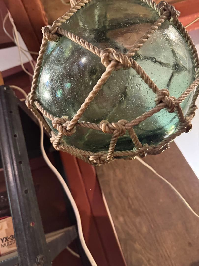 ビンテージ 網掛けガラスランプ