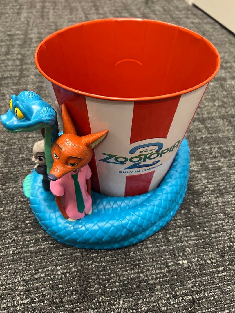ズートピア キャラクター ポップコーンホルダー