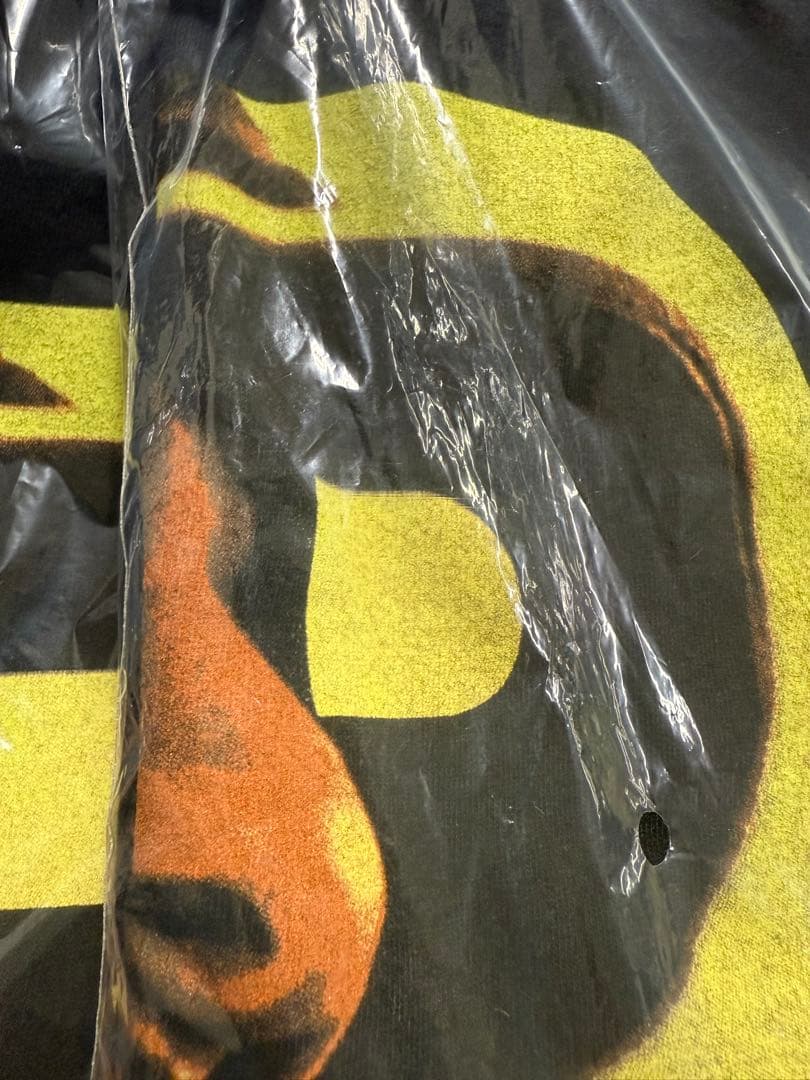 common Live 2025 Be コモンTシャツ ブラック