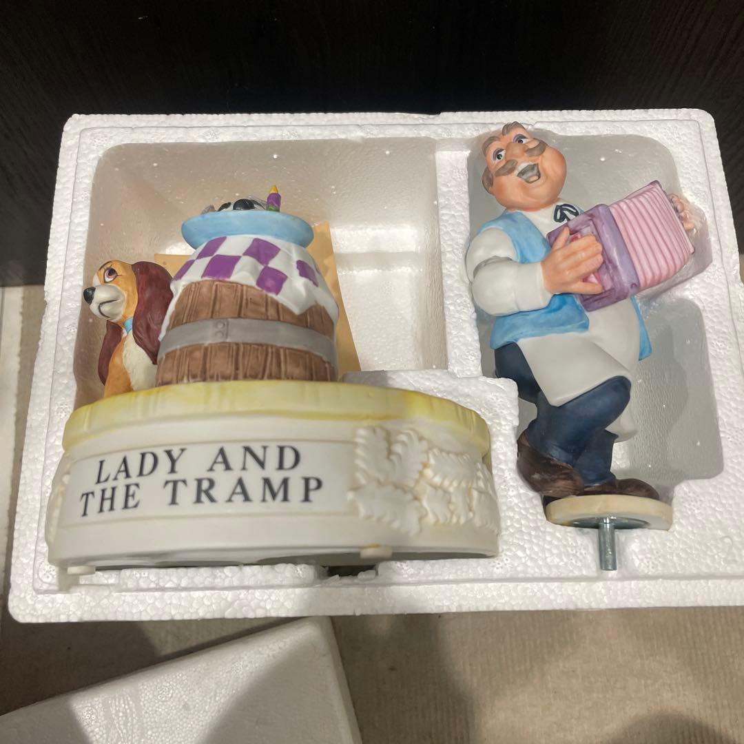 【専用】Lady and the Tramp フィギュア　オルゴール