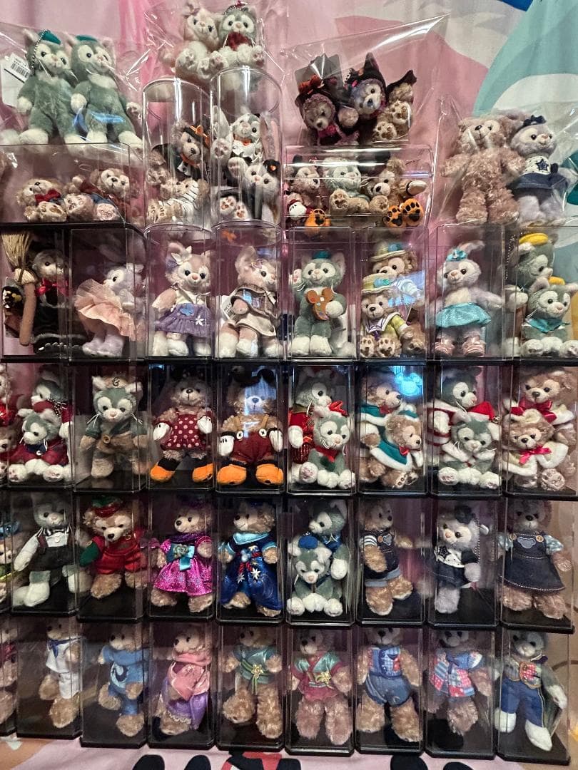 新品 ダッフィーシェリーメイジェラトーニステラルー リーナベル ぬいぐるみバッジ