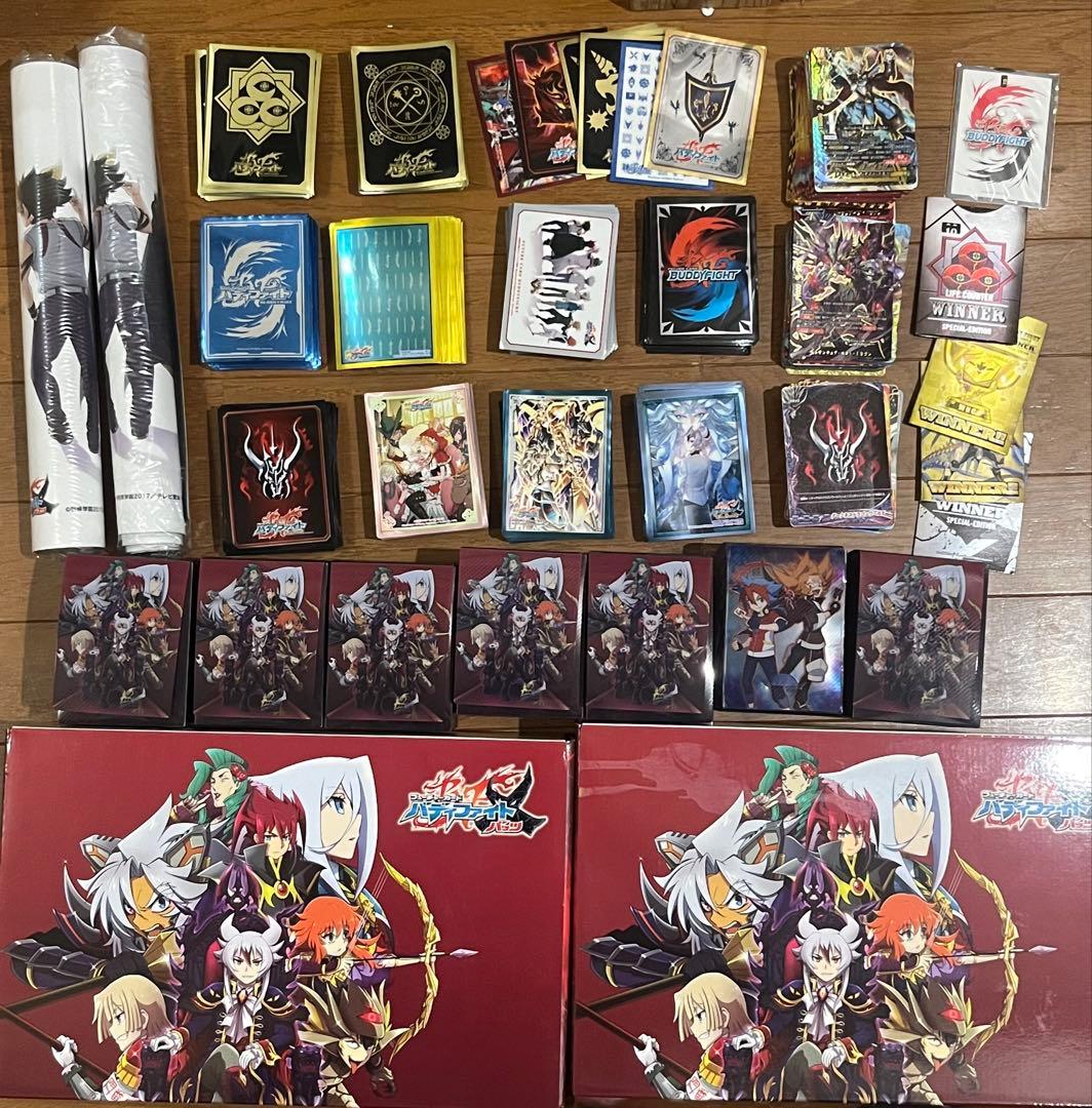 t*a様 バディファイト　引退品　激レアスリーブ　カード等多数