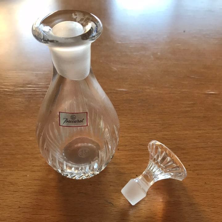 新品、未使用 Baccarat バカラのドレッシング入れ
