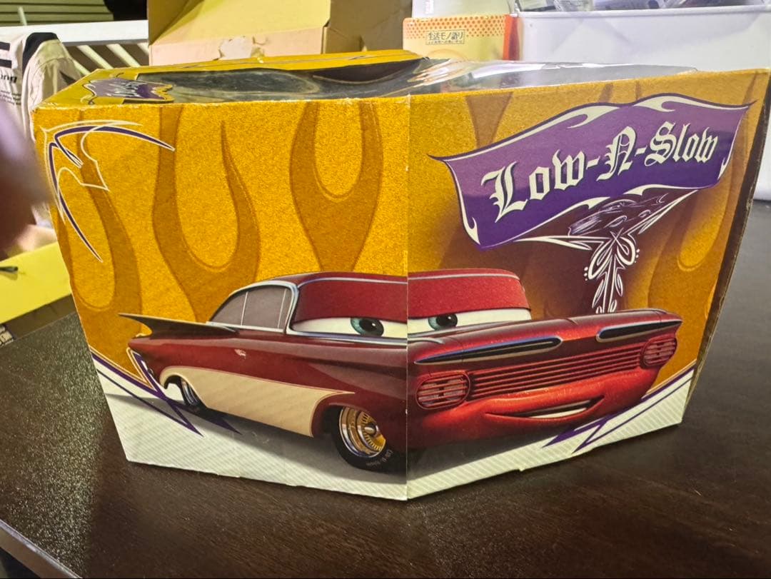 s1654 ディズニー・ピクサー Low-N-Slow デラックス・ローライダー