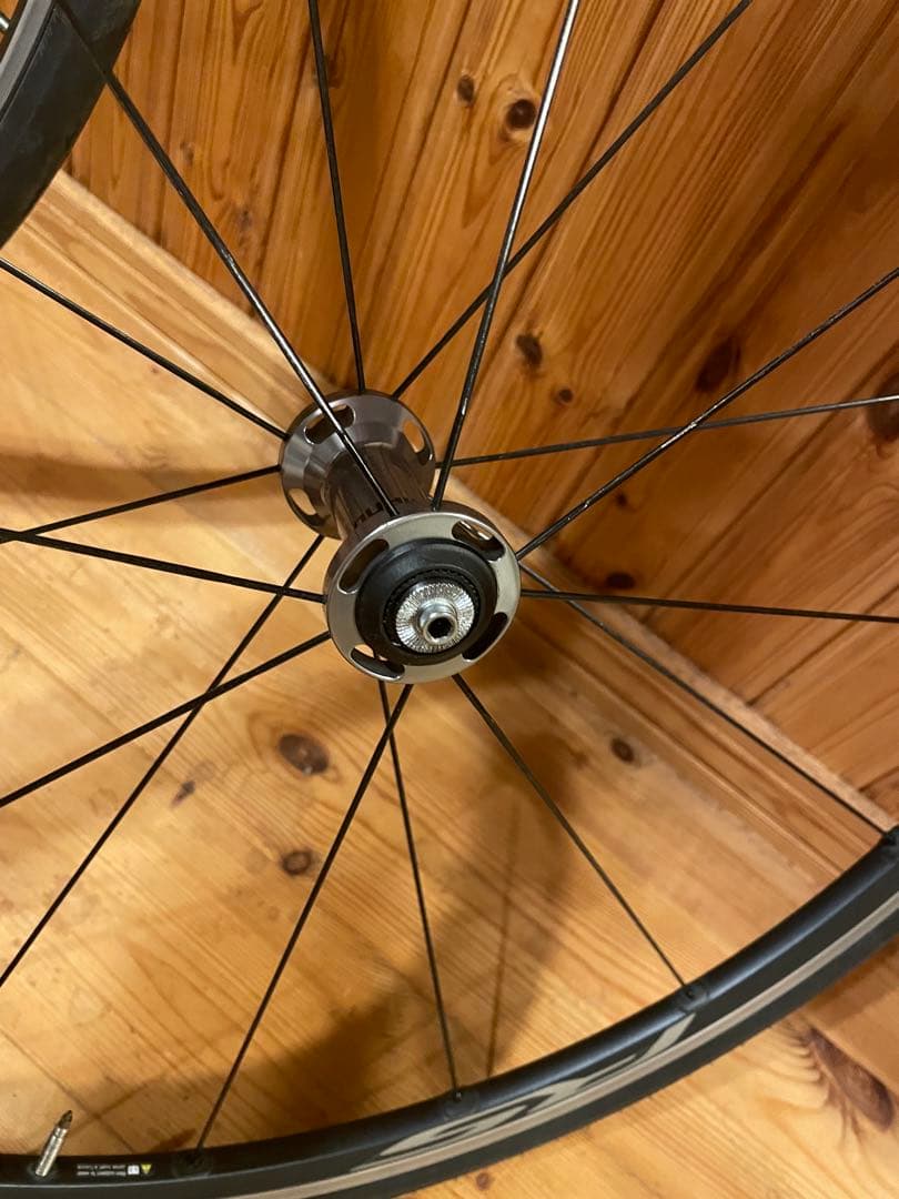 シマノWH-RS500 クリンチャーリムブレーキ用ホイールと新品タイヤセット