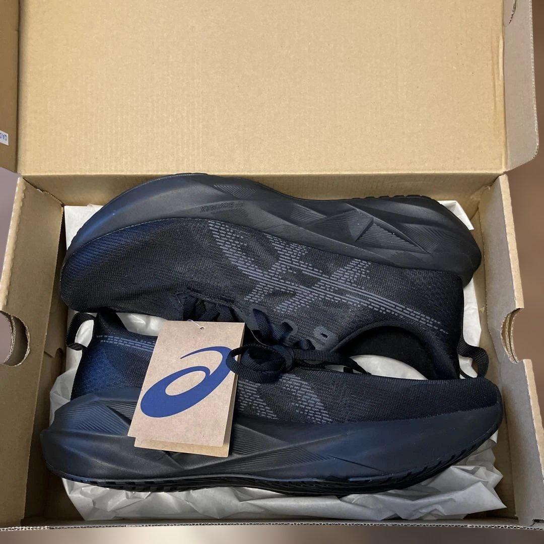 【27.0cm新品未使用】アシックス ノバブラスト5