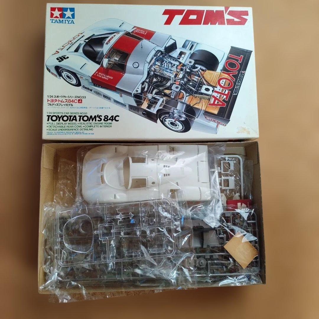 ハセガワ模型TOYOTA 88C &タミヤ TOM'S 84C プラモデル