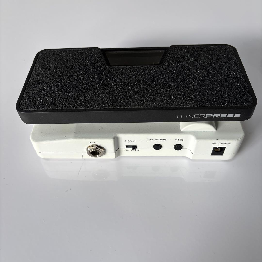 HOTONE TUNERPRESS マルチファンクションチューナーペダル