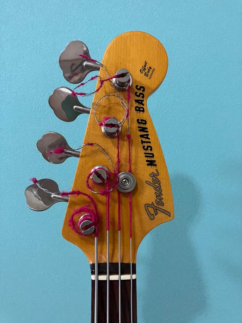 フェンダームスタングベース