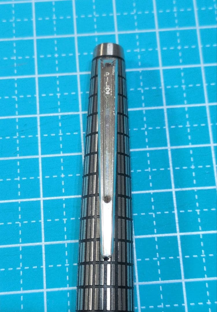 PILOT Elite エリート 格子柄 18K F 万年筆