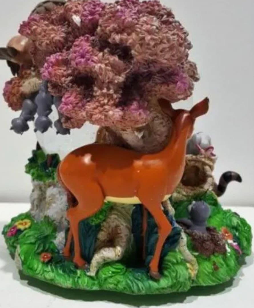 新品未使用品おおきめバンビスノードームオルゴール付き