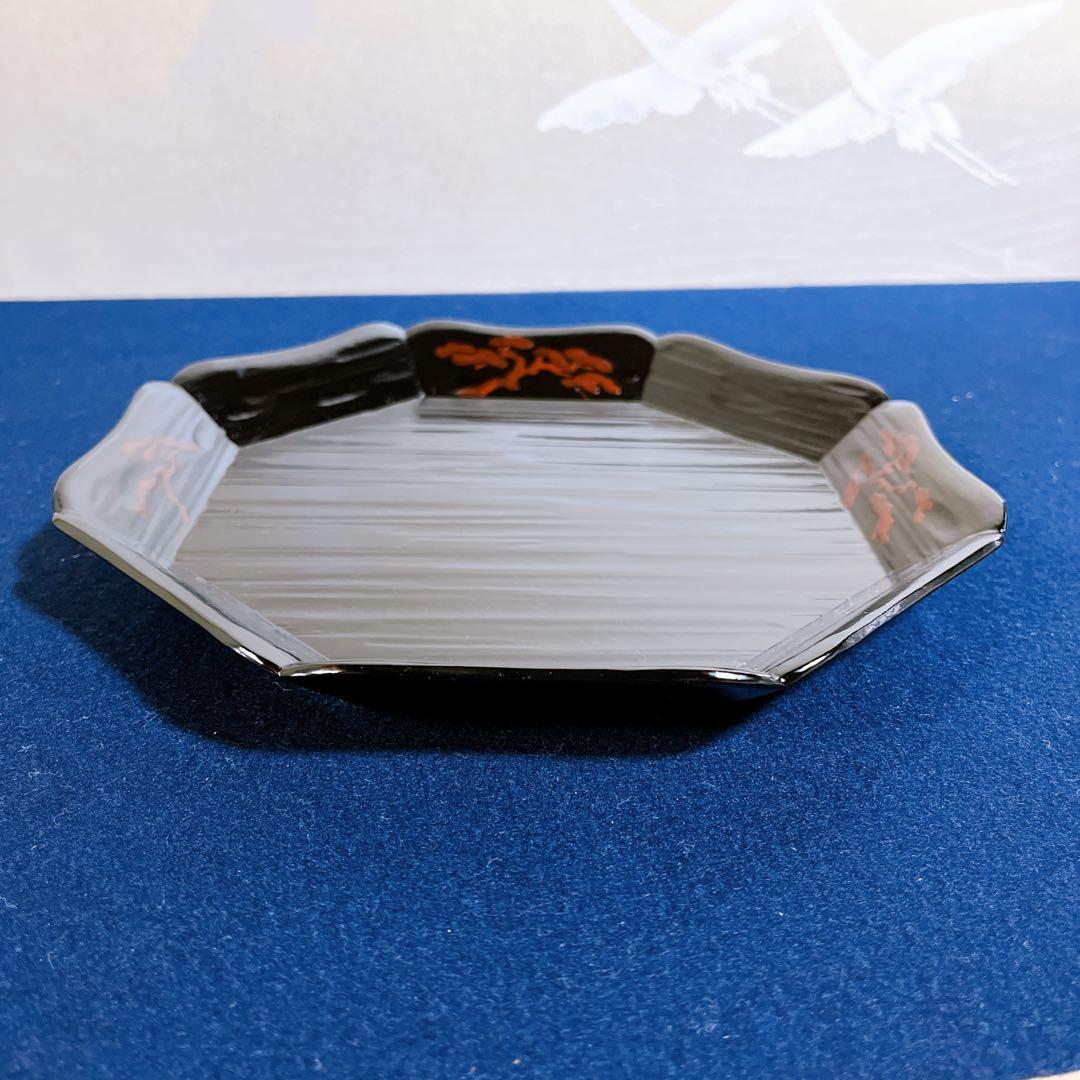 希少　一閑塗　輪花盆　安本表雲斉　勝利　干菓子器　老松　輪華盆　茶道具　漆器