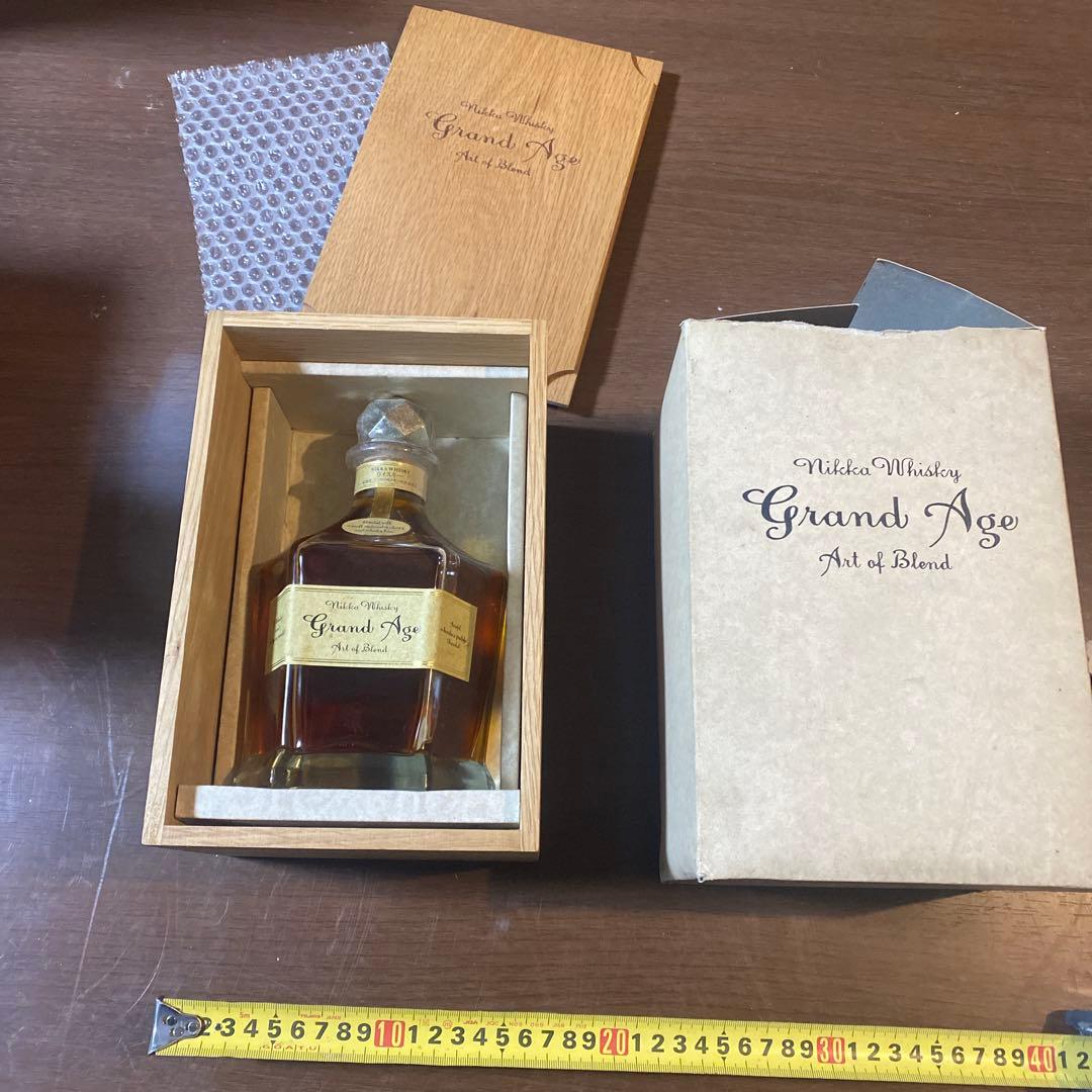 と*お様 ニッカウイスキー Grand Age 750ml 木箱入り